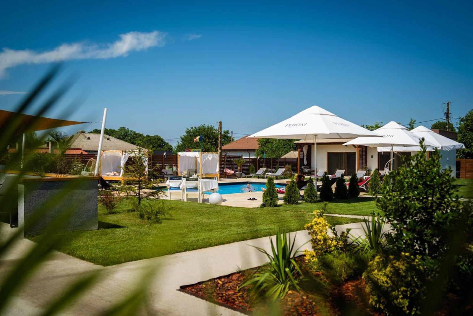 Havana Resort Murighiol Exterior photo